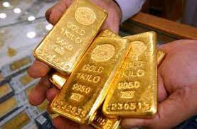 Travellers with gold bars requires customs documents